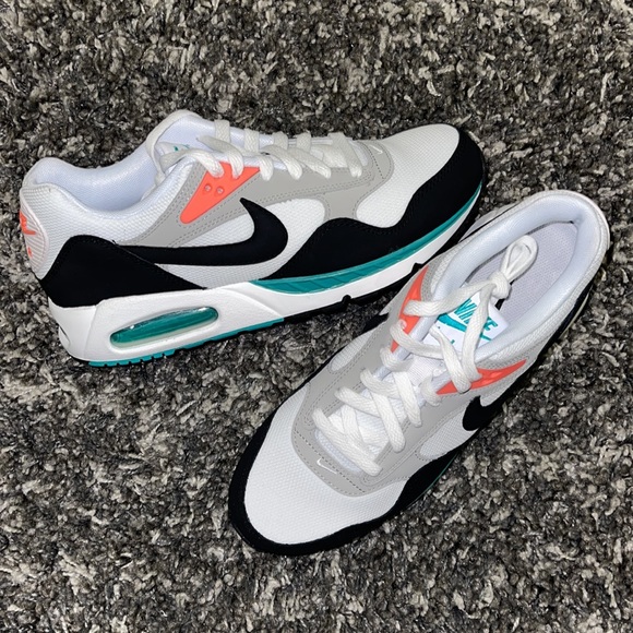 New Womens NIKE Air Max Correlate - Picture 2 of 14